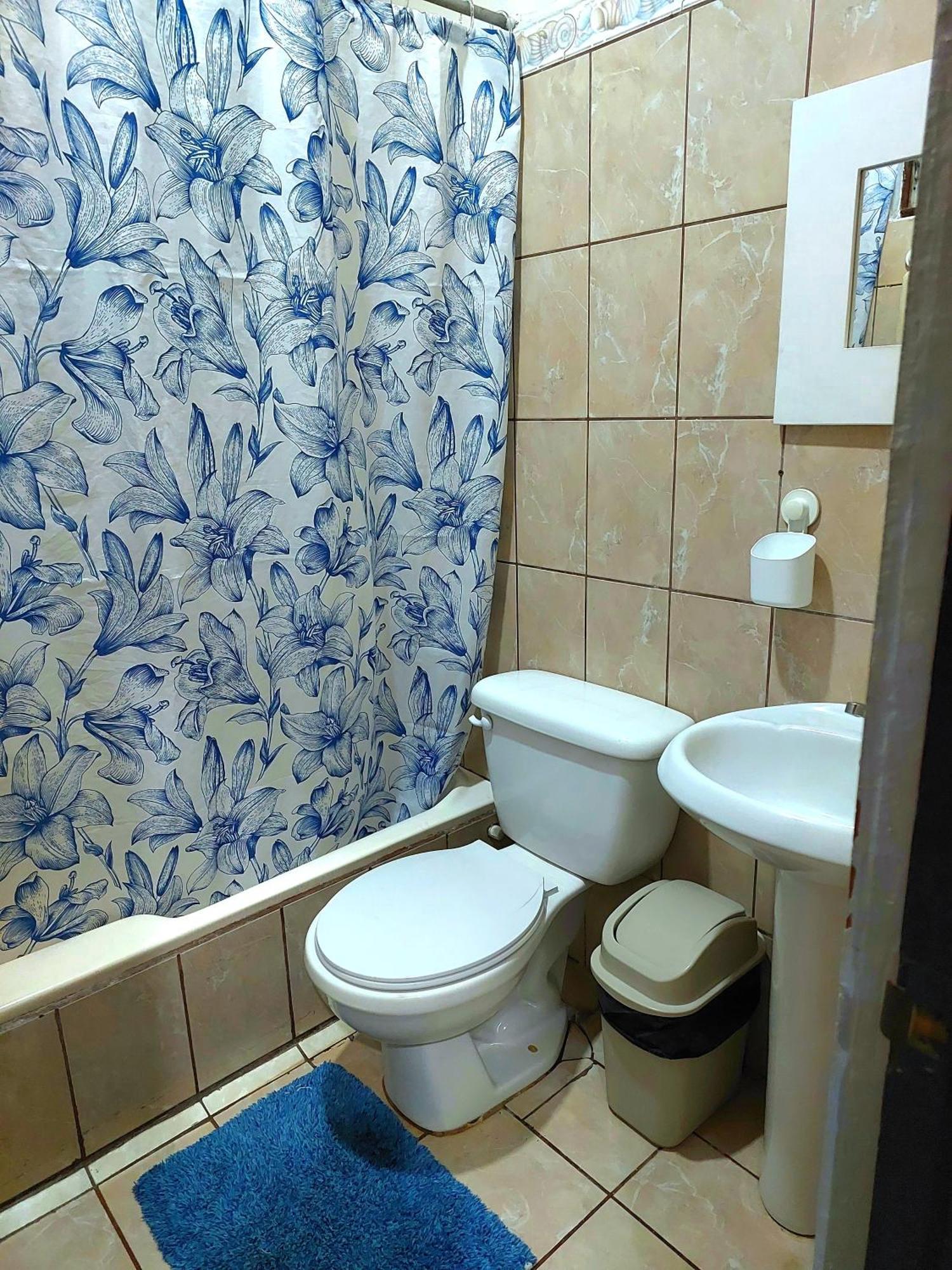 Casa Equipada En El Centro De Puntarenas Villa Exteriör bild